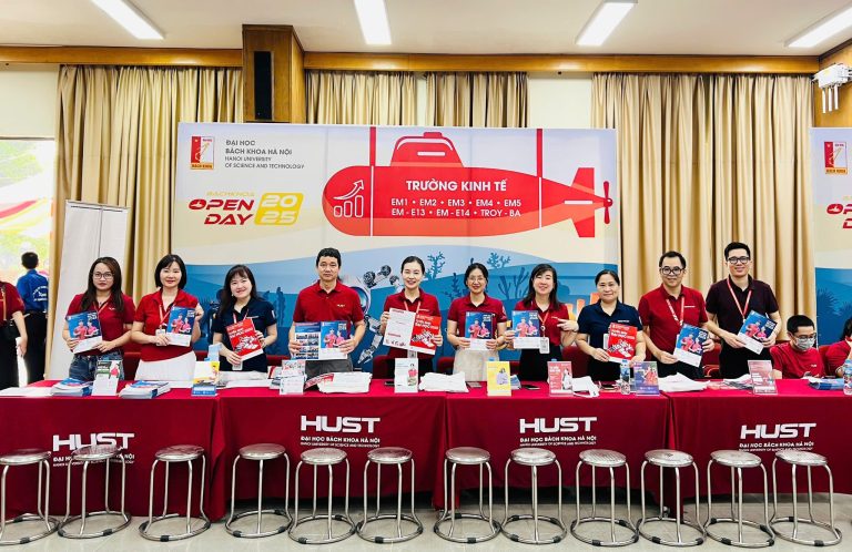 Ngày hội tư vấn xét tuyển đại học, cao đẳng 2025 – Hành trang chọn ngành, vững bước tương lai!