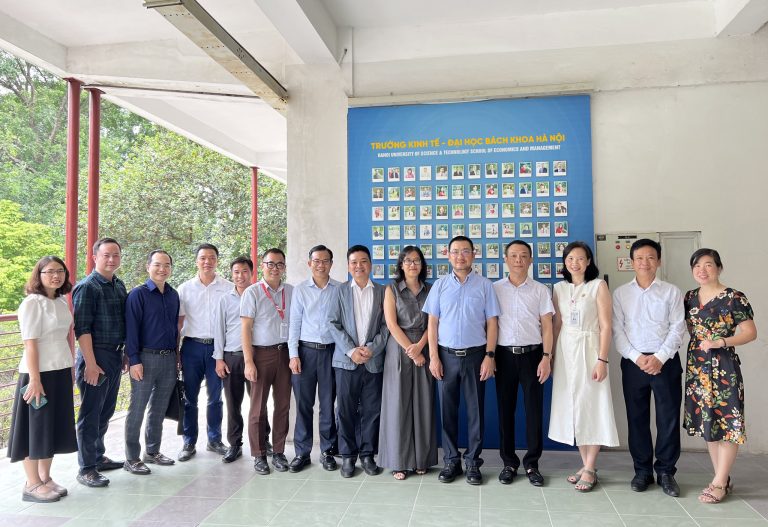 GẶP GỠ & THẢO LUẬN HỢP TÁC GIỮA TRƯỜNG KINH TẾ (SEM) VÀ HỘI THÀNH VIÊN ĐỘC LẬP HĐQT DOANH NGHIỆP VIỆT NAM (VNIDA)