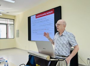 SEMINAR: Dự báo Kinh tế Thế giới – Góc nhìn từ chuyên gia quốc tế